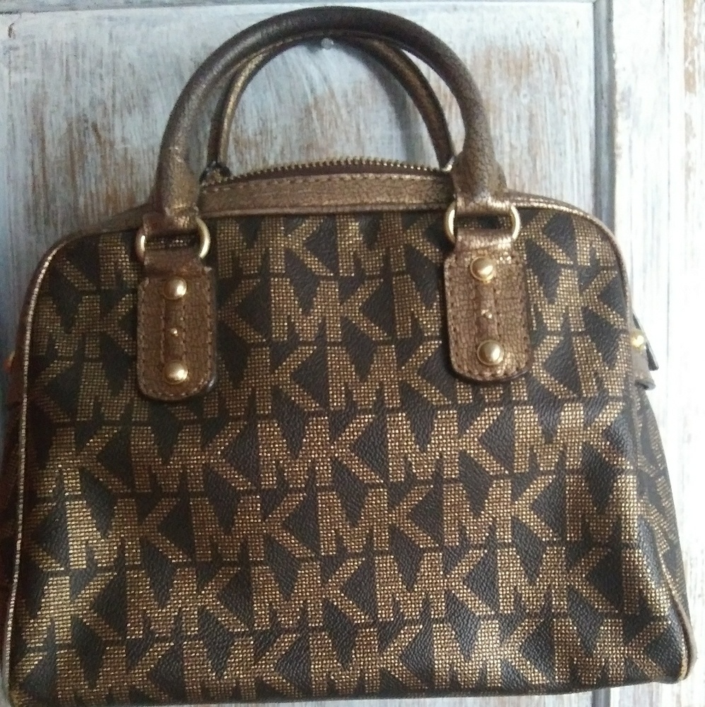 Michael kors handbag